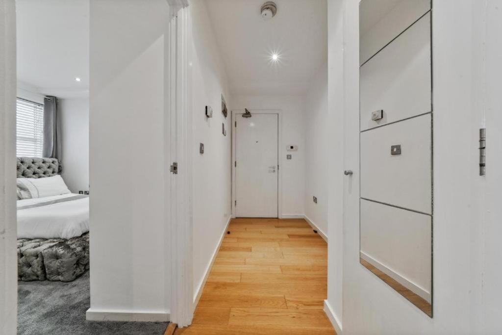 Modern 1 Bed Camberwell Denmark Hill Excellent Transport Links Appartement