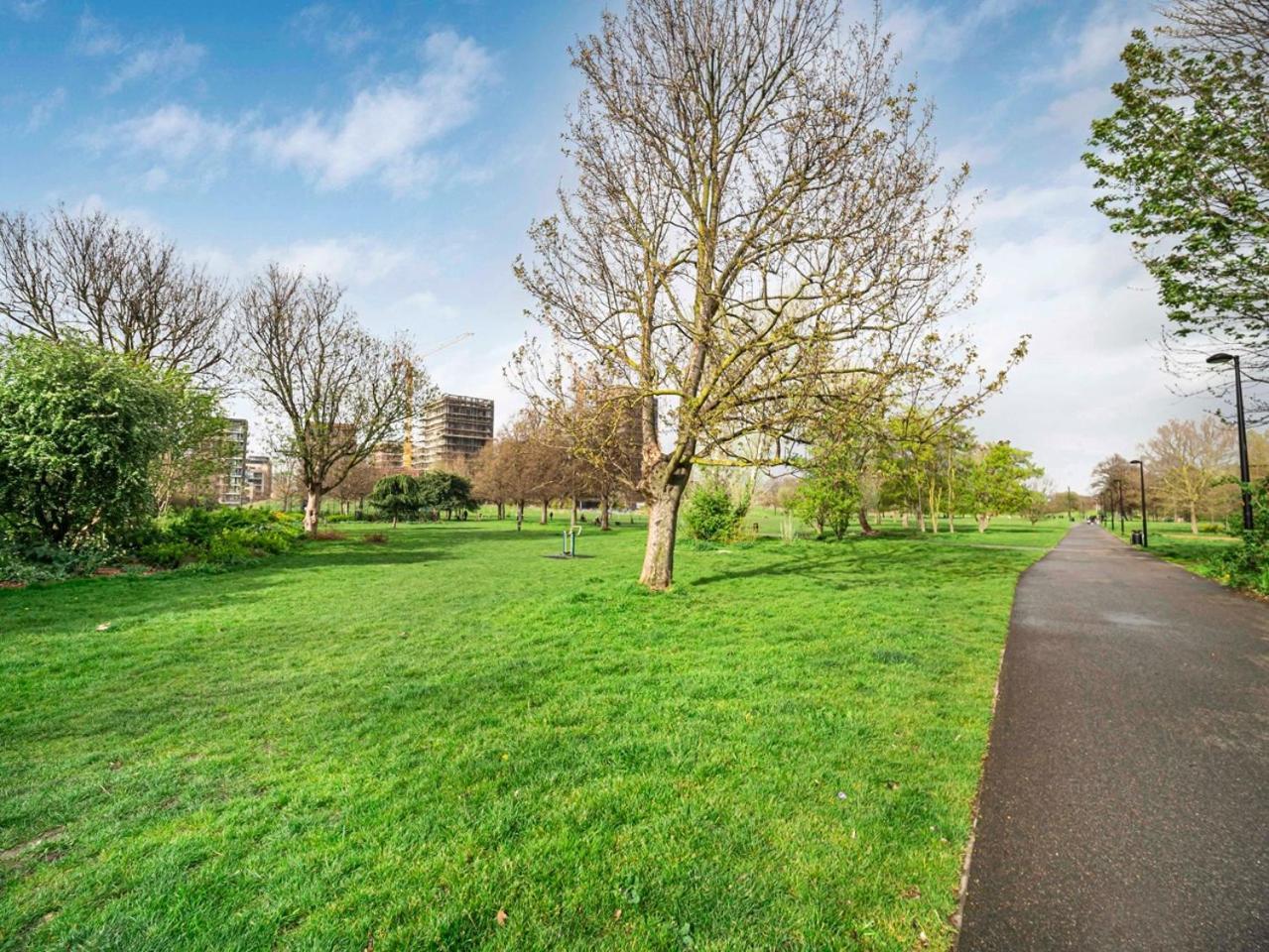 Modern 1 Bed Camberwell Denmark Hill Excellent Transport Links Appartement