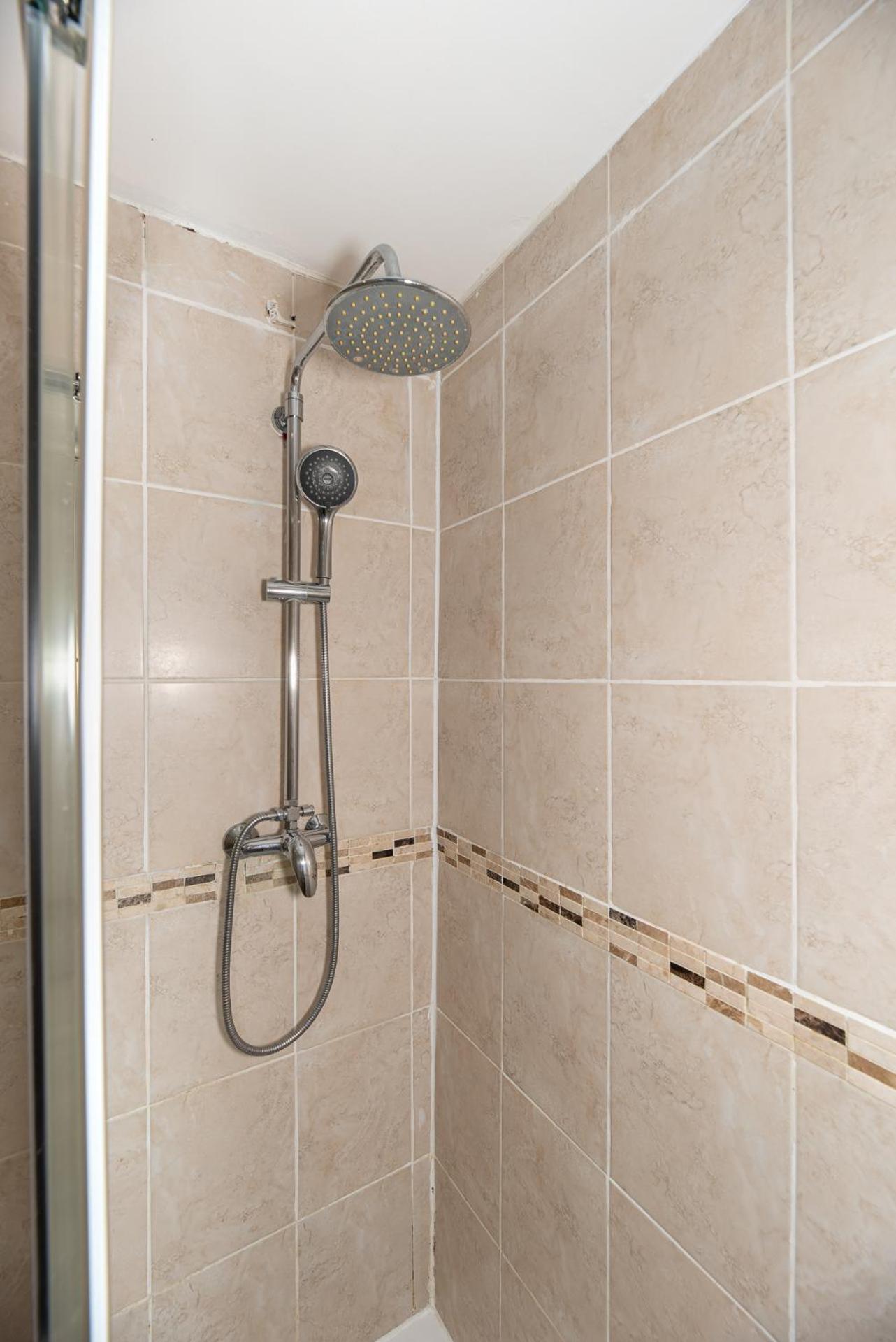 Lovely 3 Bedroom Flat , Aldgate, Tower Hill, Whitechapel Apartamento Londres