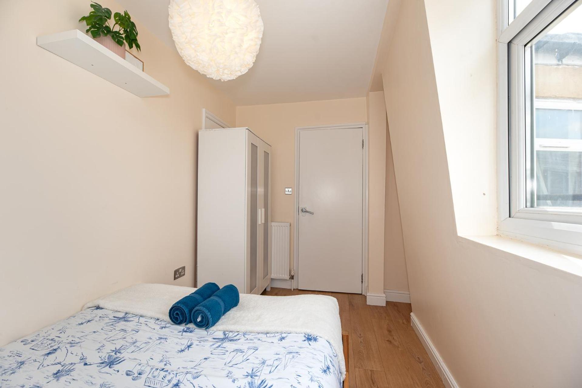 Lovely 3 Bedroom Flat , Aldgate, Tower Hill, Whitechapel * Londres