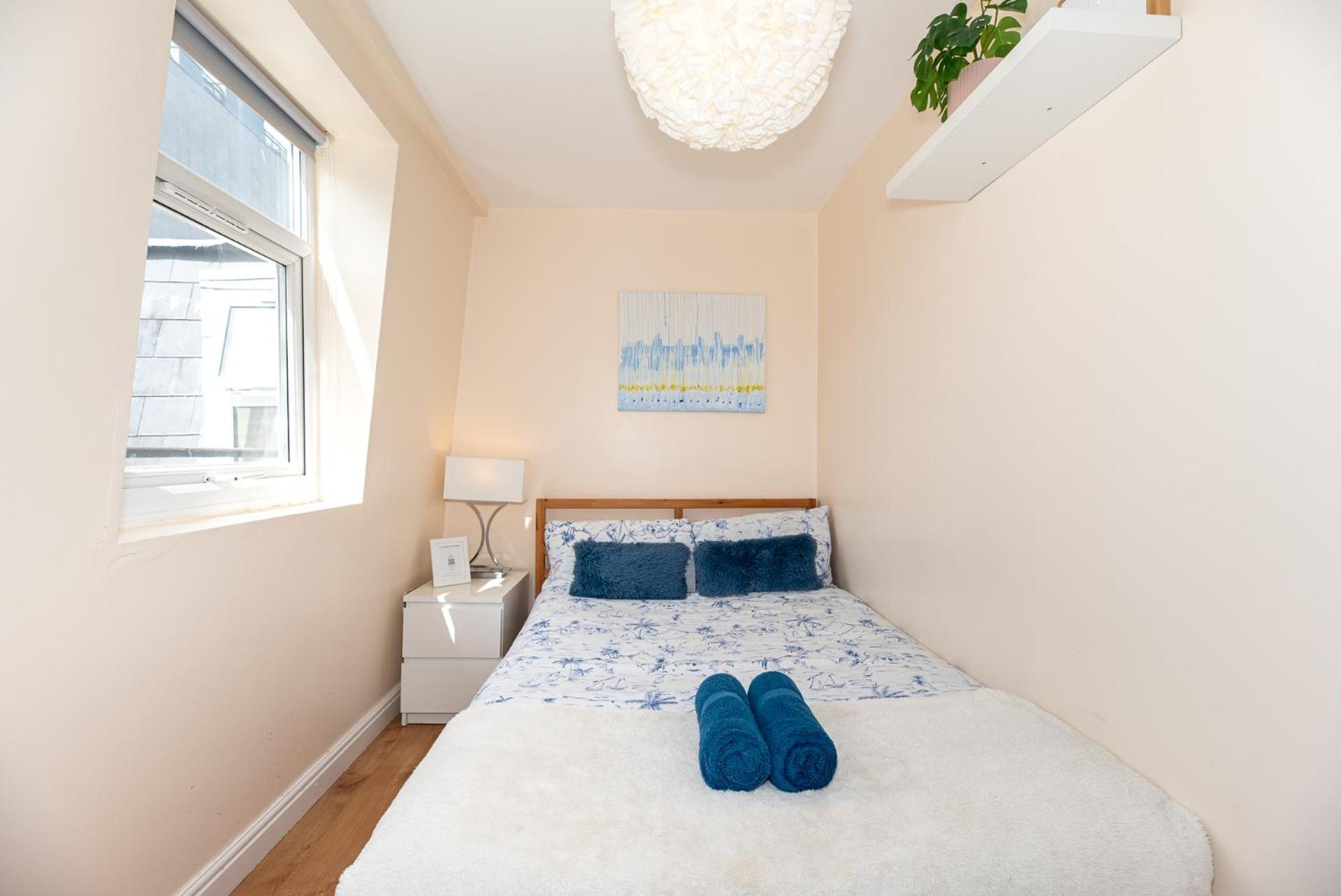 Lovely 3 Bedroom Flat , Aldgate, Tower Hill, Whitechapel Apartamento