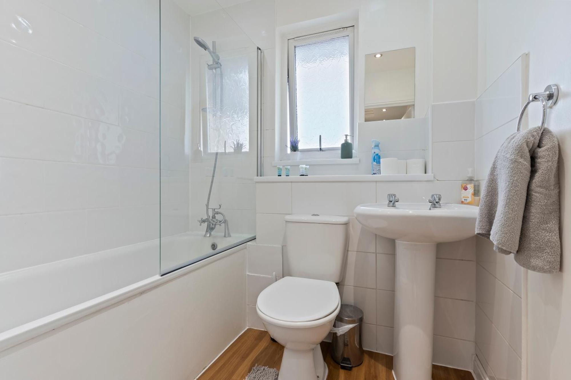 Vakantiehuis Cozy Townhouse With 4 Bedrooms