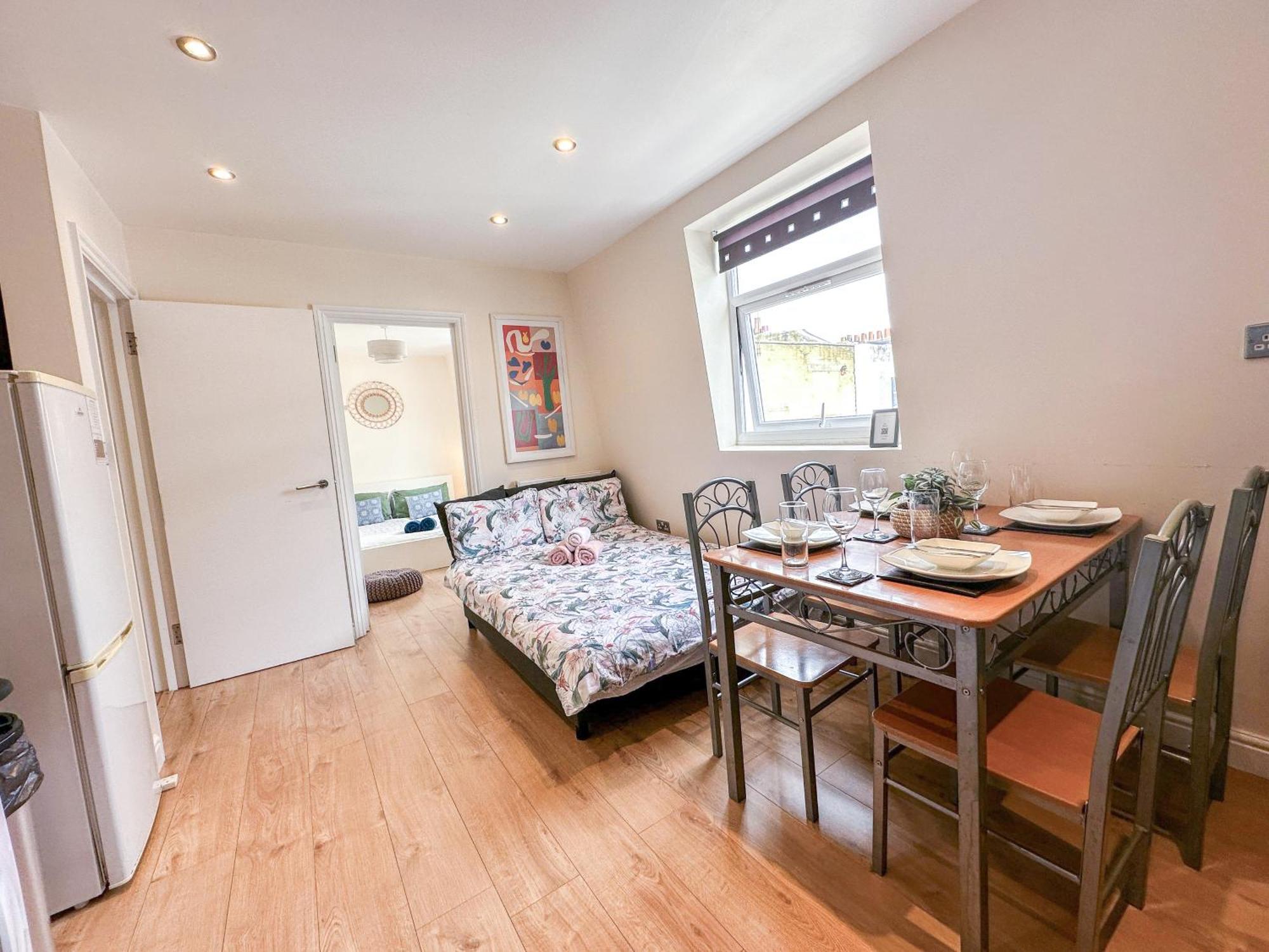 Lovely 3 Bedroom Flat , Aldgate, Tower Hill, Whitechapel Apartamento Londres