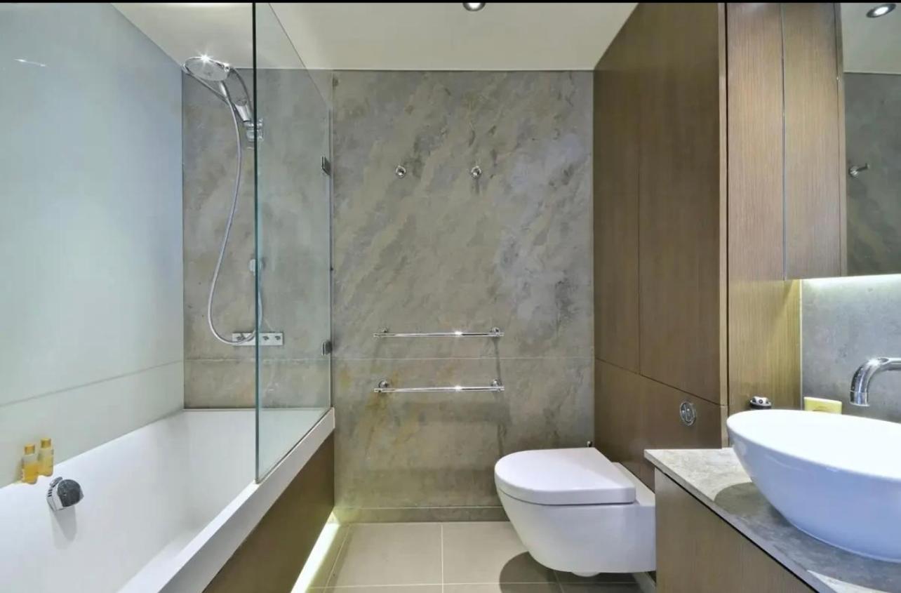 Modern Chelsea Flat London