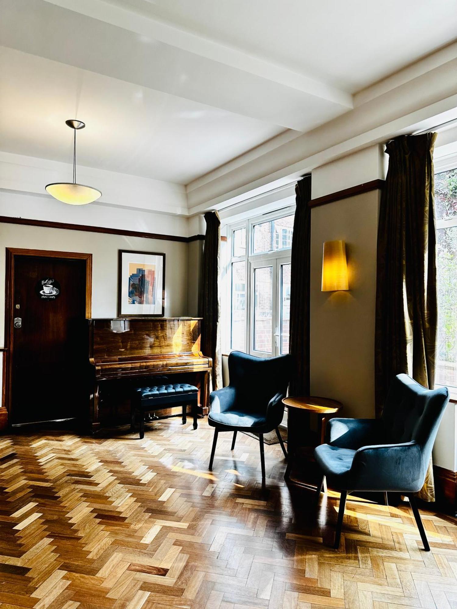 Vincent House 3* London