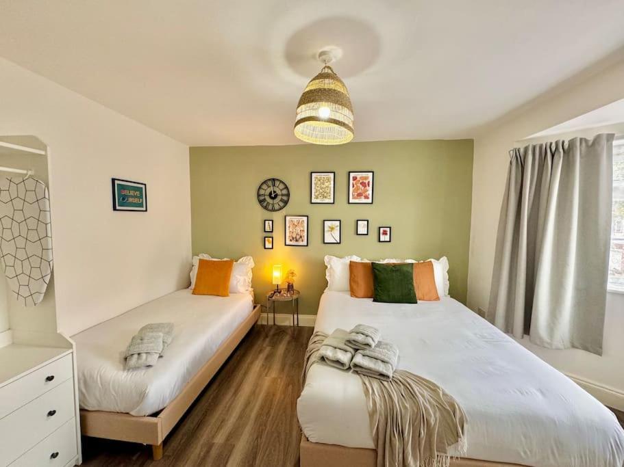 Apartment Vibrant 30min To & Free Wifi London