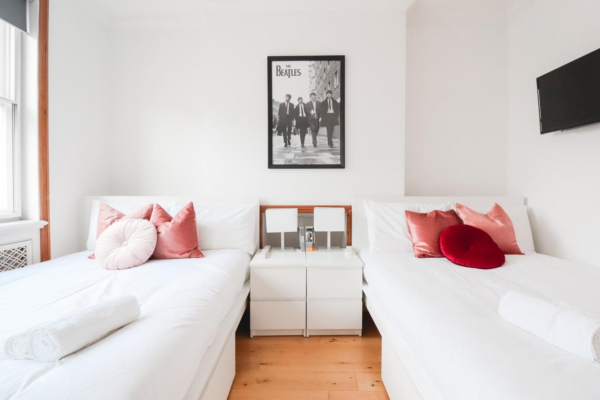 Chelsea Guest house *