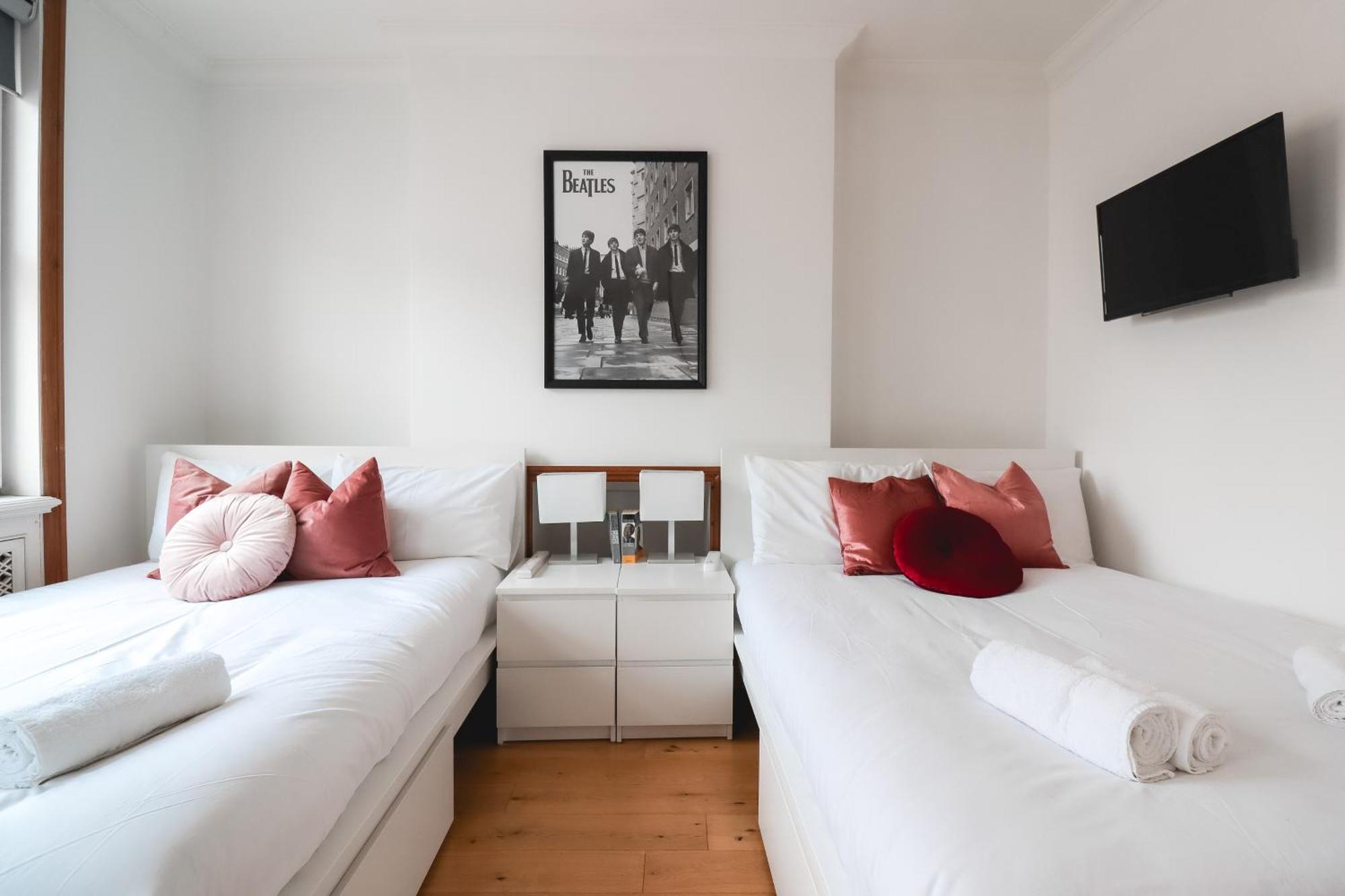 Chelsea Guest house *
