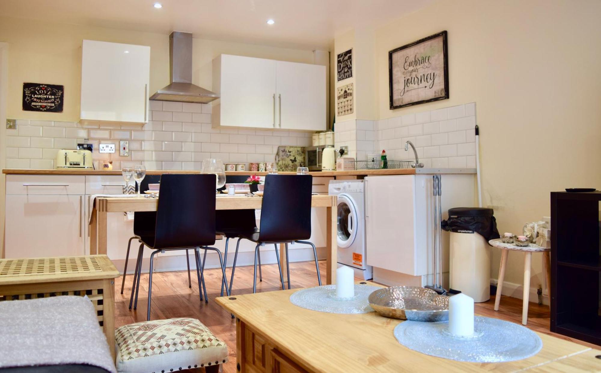 Stylish And Homely 4 Bedroom In East Apartamento *