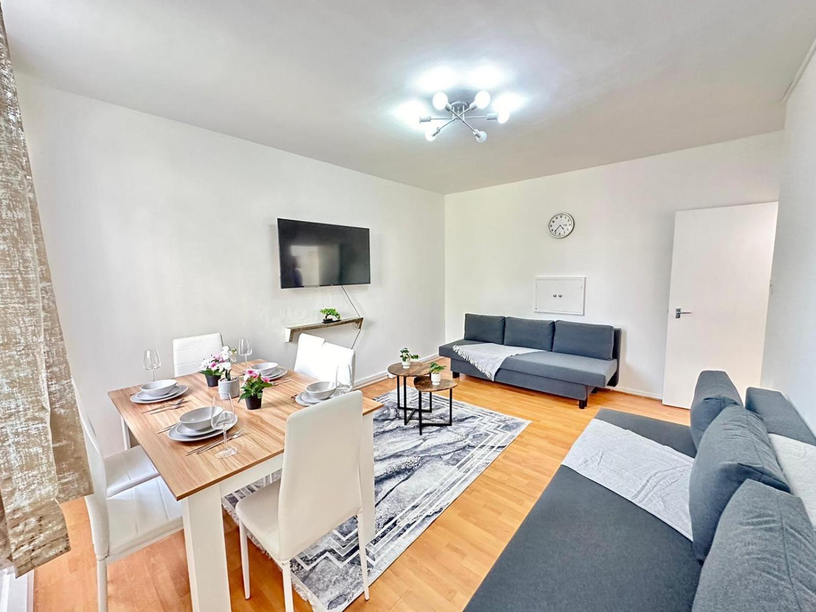Lovely Two Bedroom In Paddington * London