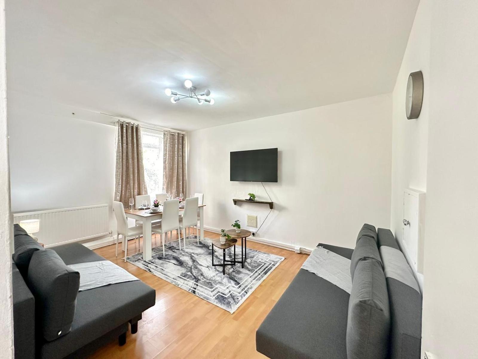 Lovely Two Bedroom In Paddington Apartment