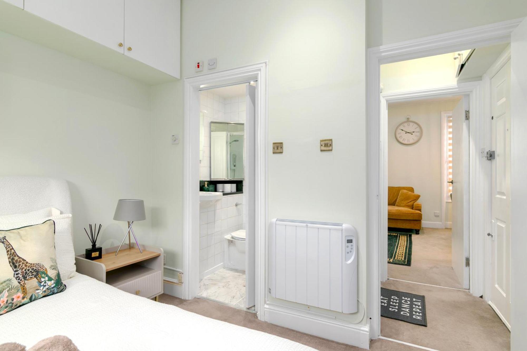 1 Bed Flat 5 Min From Holland Park Station! London Appartement