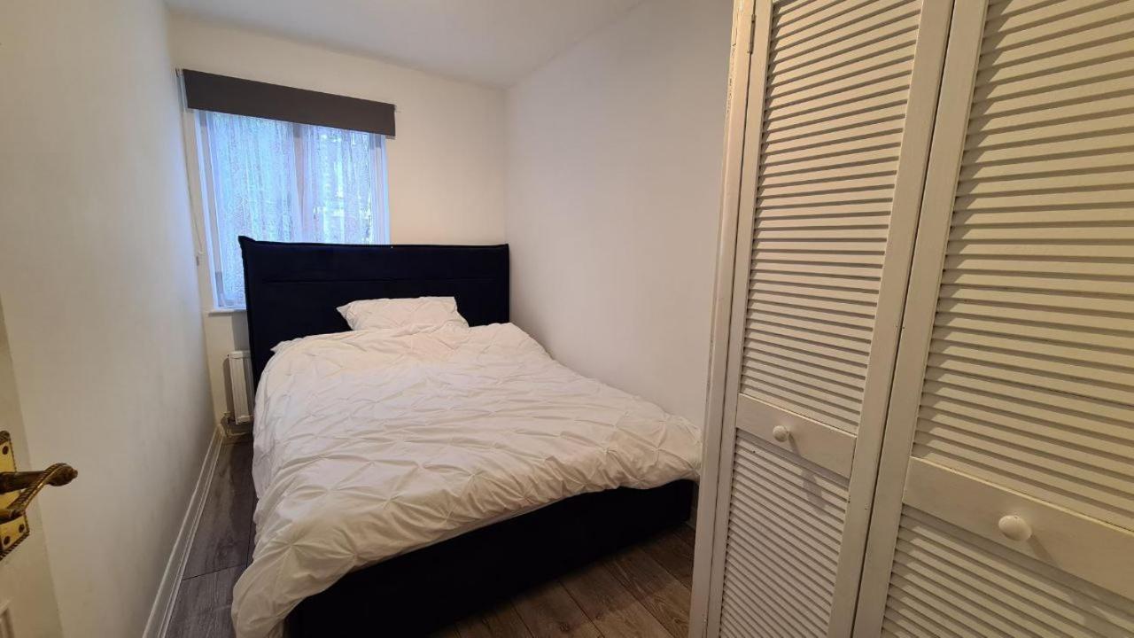 185 Lanark Apartment