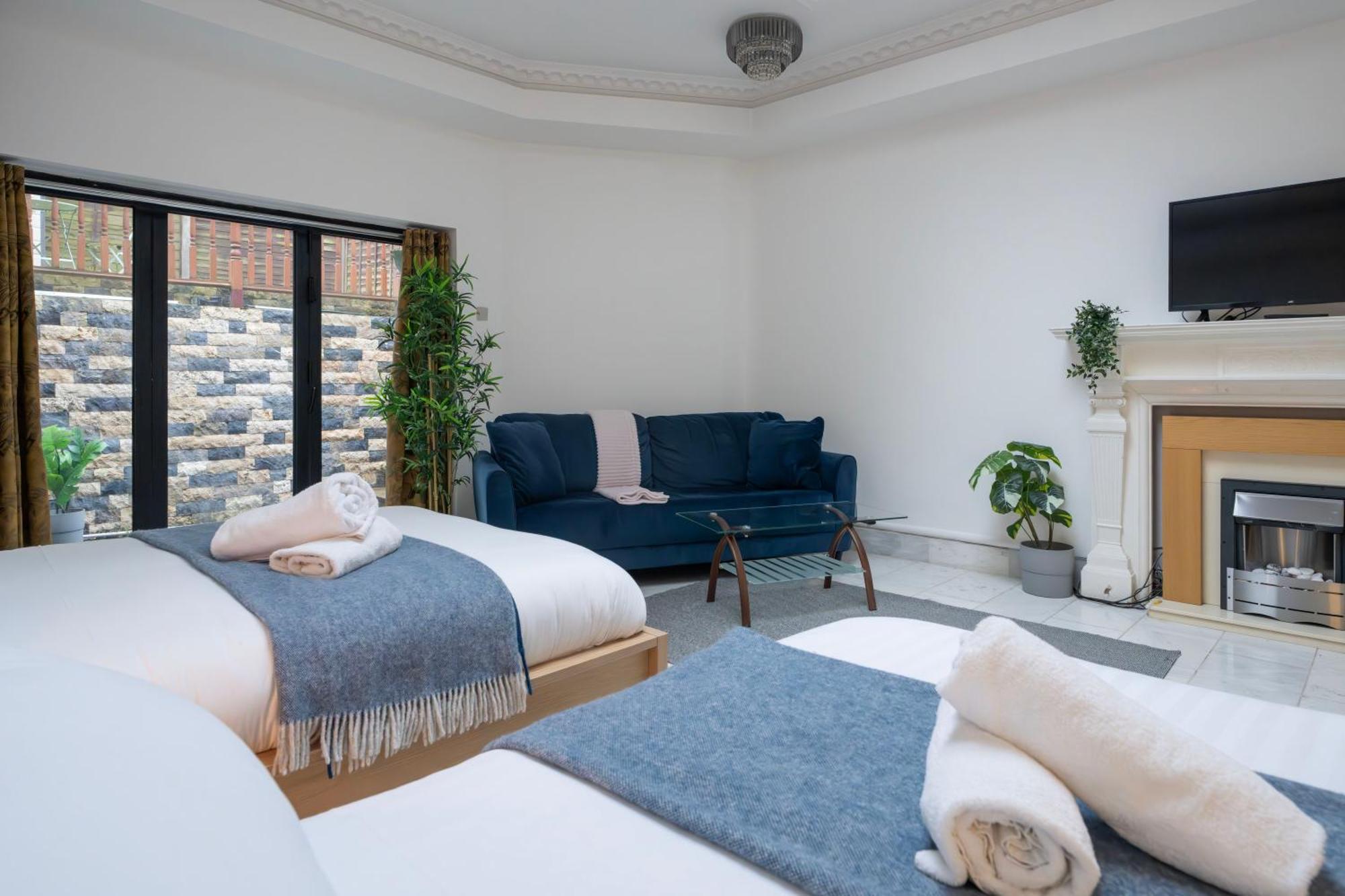 Finchley Road & By Primecityhosts Londres