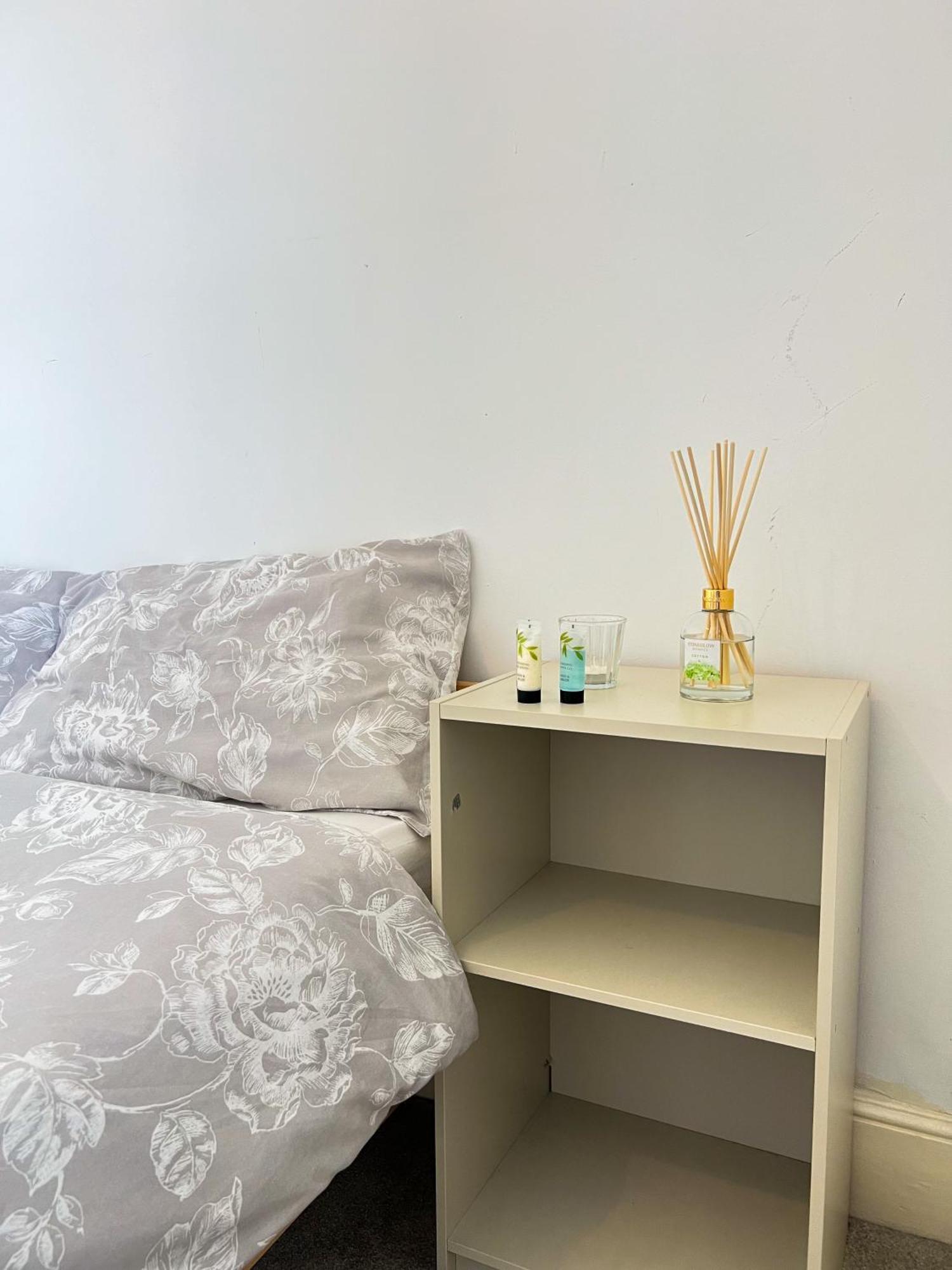 Welcome 2 Bedrooms Flat In Wimbledon Apartamento *