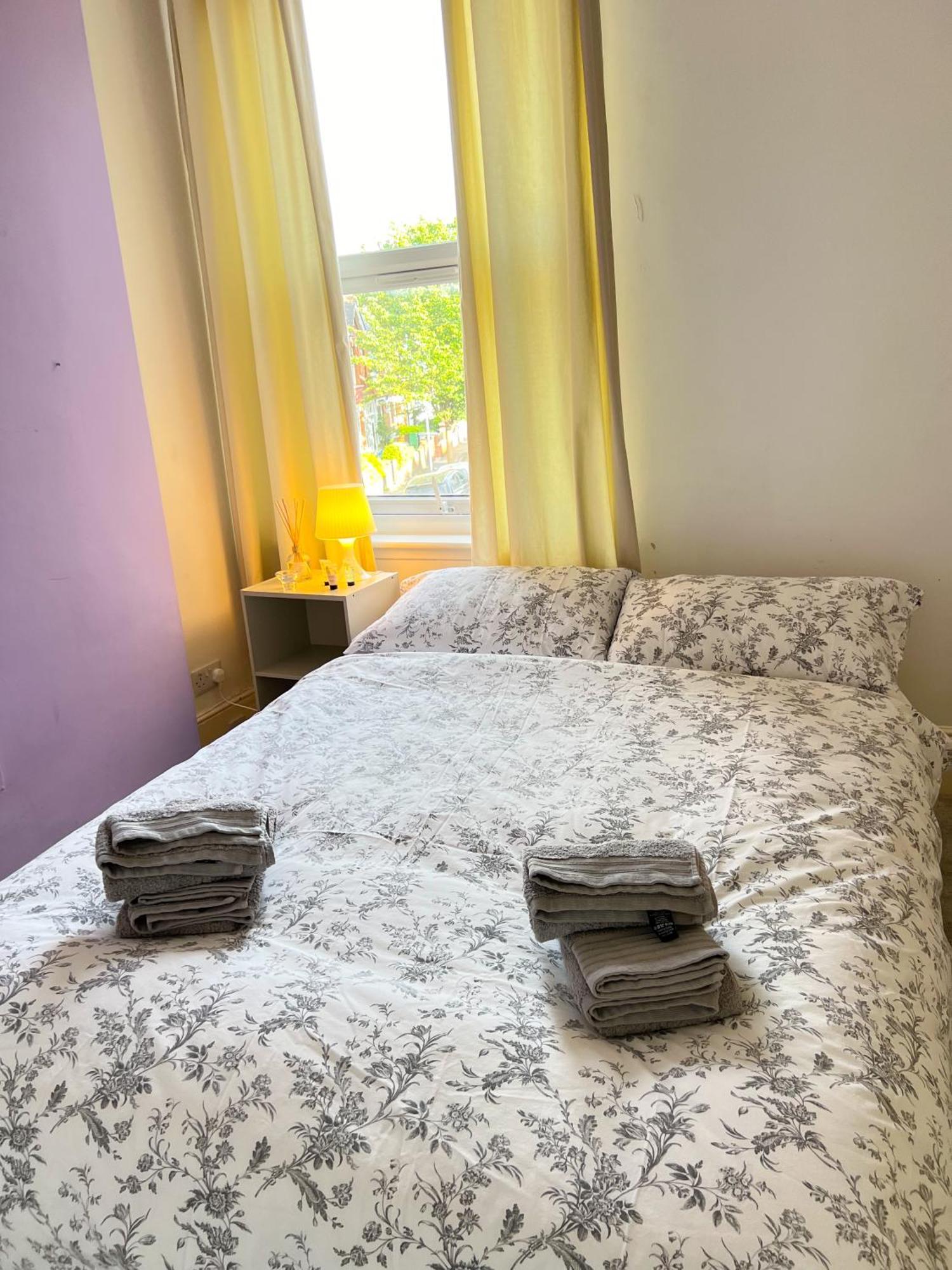 Welcome 2 Bedrooms Flat In Wimbledon * Londres