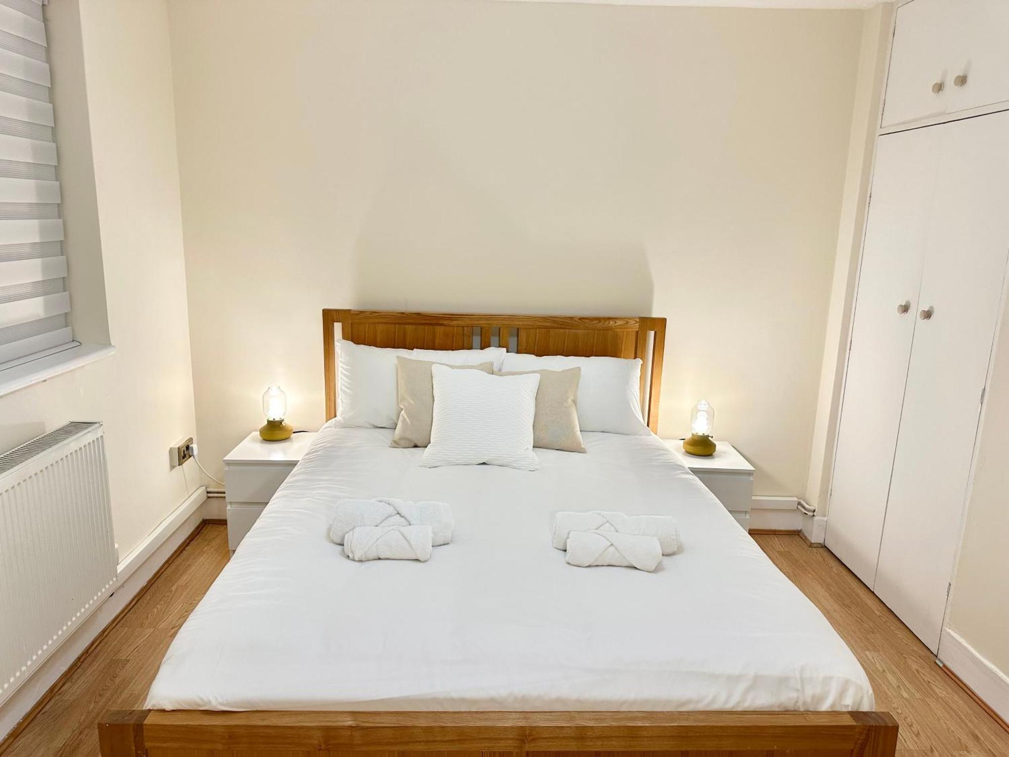 Apartamento Comfortable Two Bed Flat Near Richmond Park *