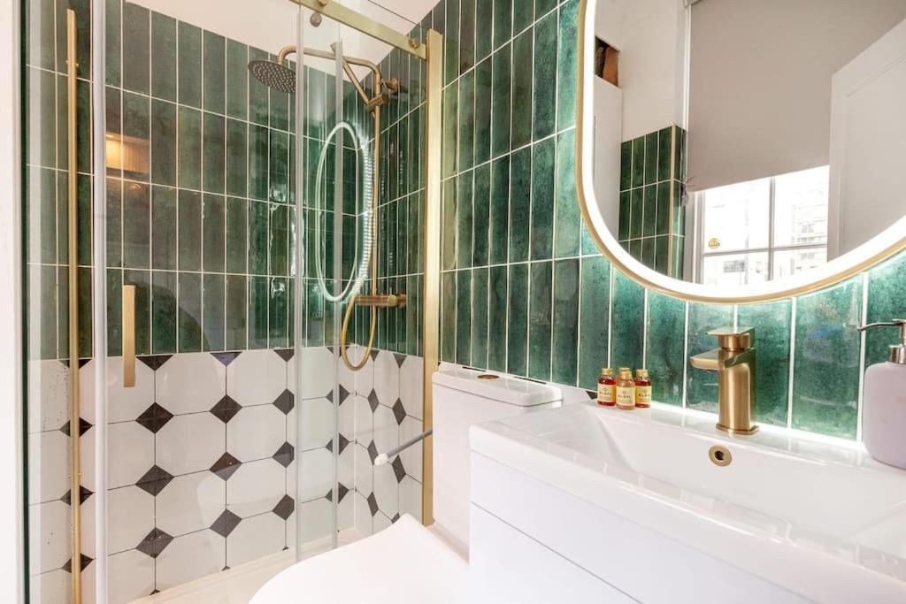 Luxurious Near Paddington St - 4 * Londres