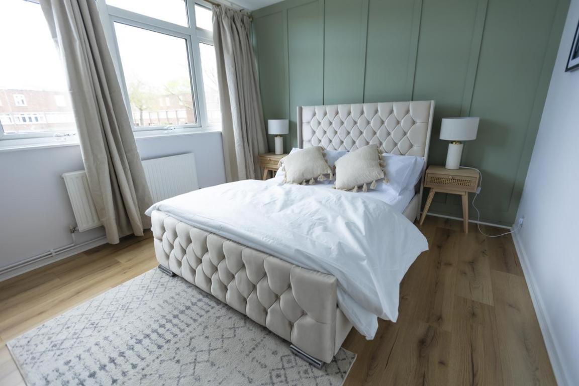 Grace House - 15 Minutes To Central Holiday home
