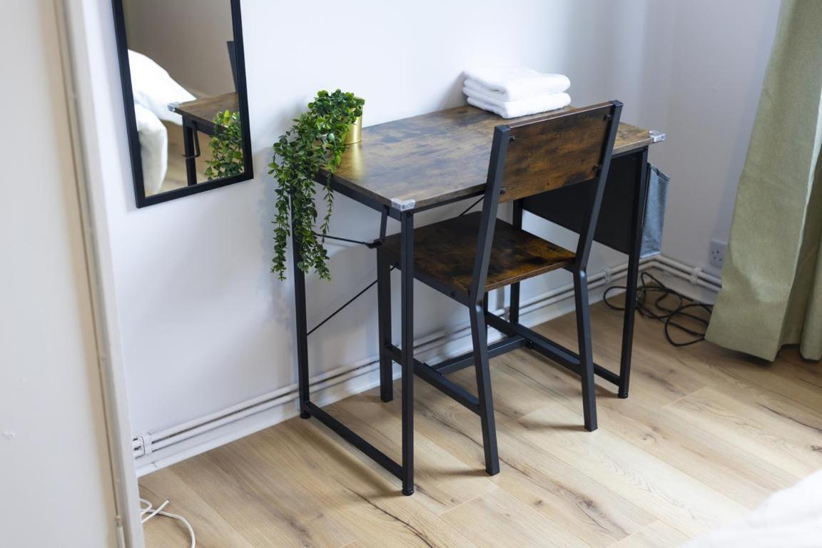 Grace House - 15 Minutes To Central Holiday home London