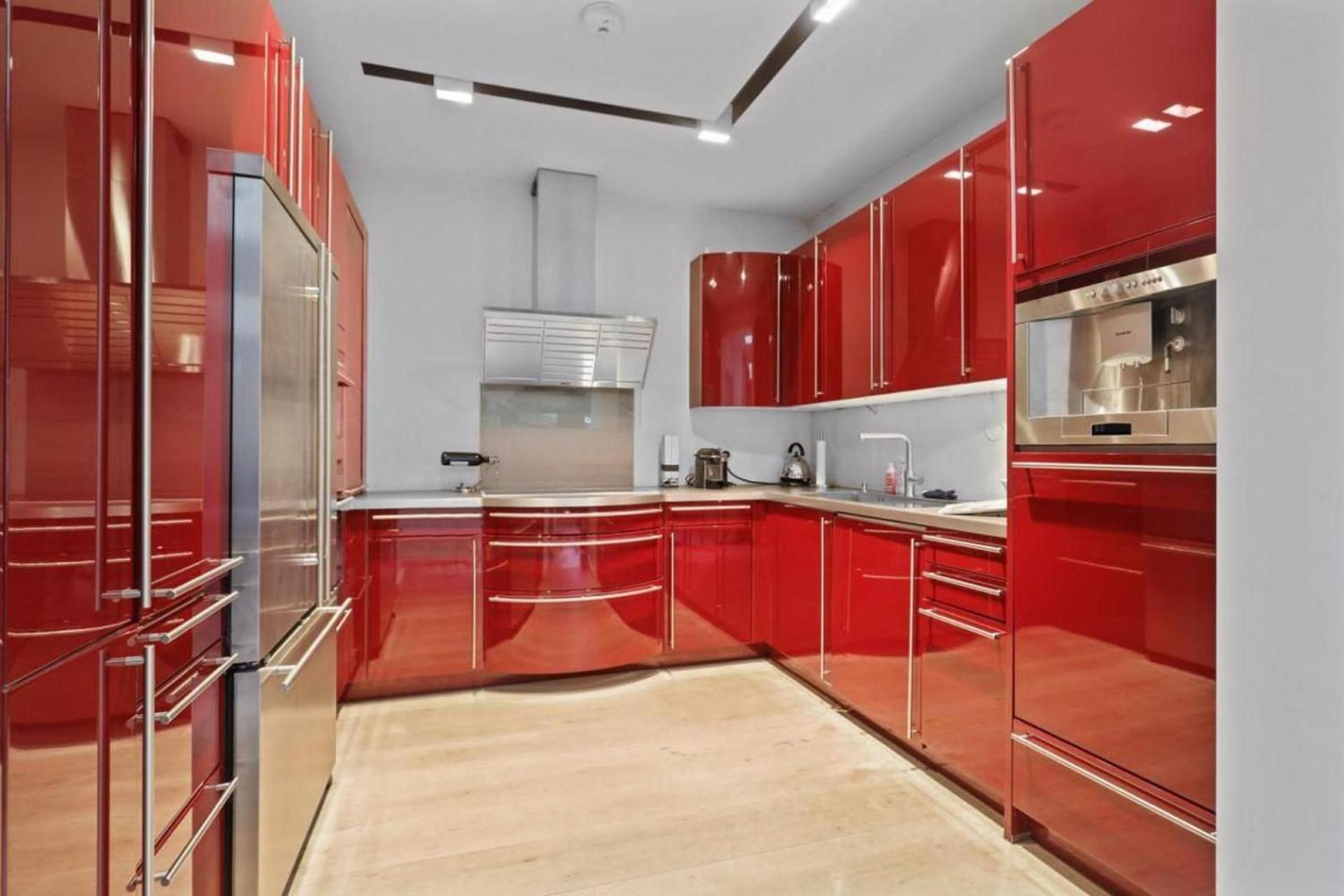 Apartment Street Luxury In