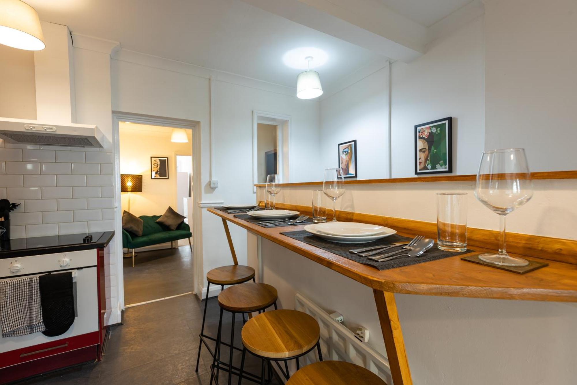 Trendy 2bed Flat Bethnal