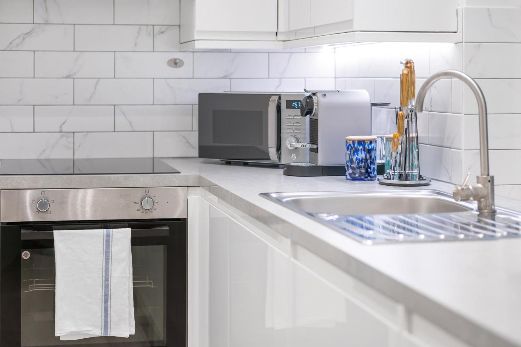 1 Bed Flat In South Kensington