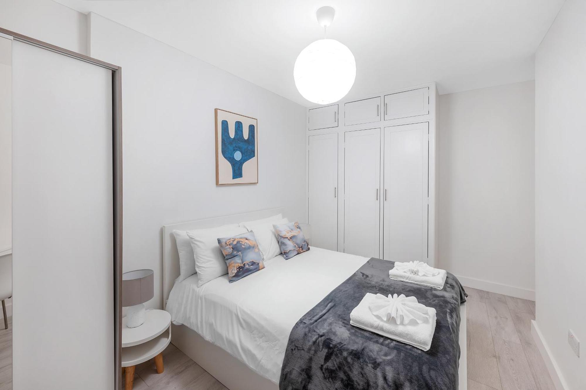 1 Bed Flat In South Kensington Apartment *