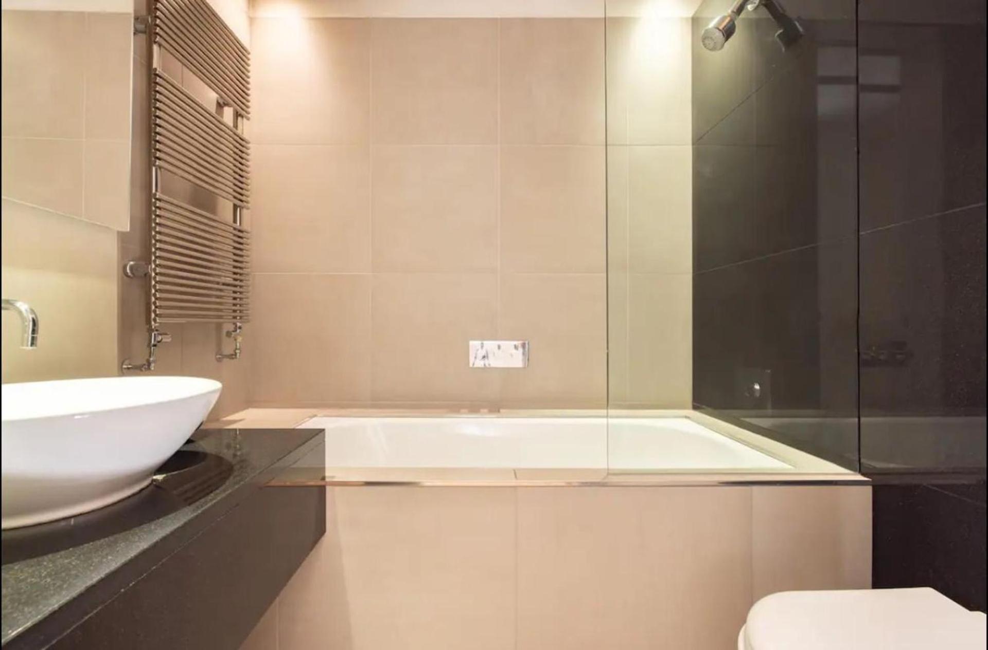 Street Luxury In Apartment