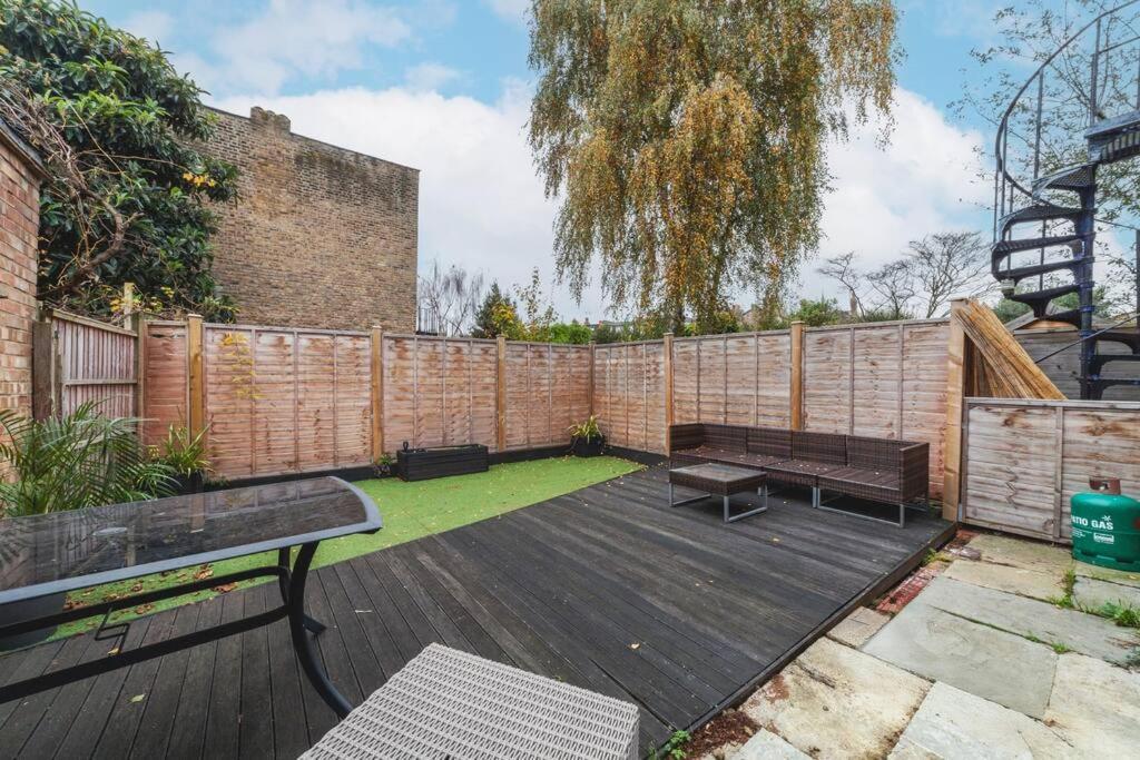 Apartment Bright & Airy Lux 3bed In Fulham With Patio London