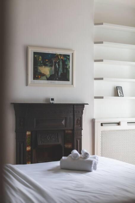 Bright & Airy Lux 3bed In Fulham With Patio Apartment London