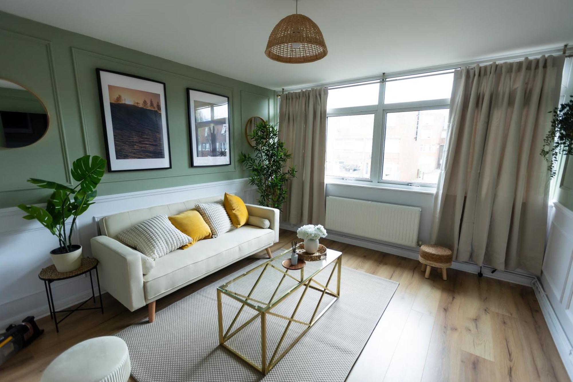 Holiday home Grace House - 15 Minutes To Central London