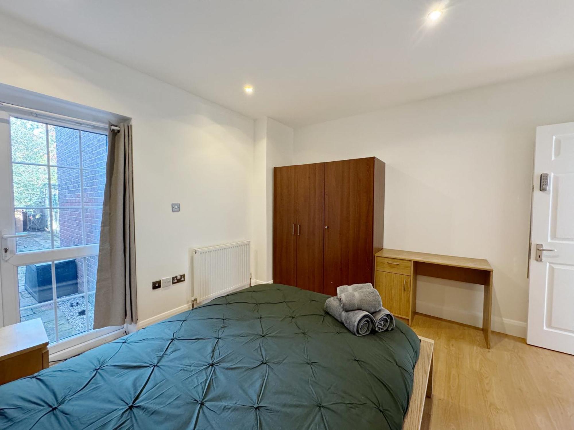 Accommodatie bij particulieren Budget Double In Acton, Near & Heathrow