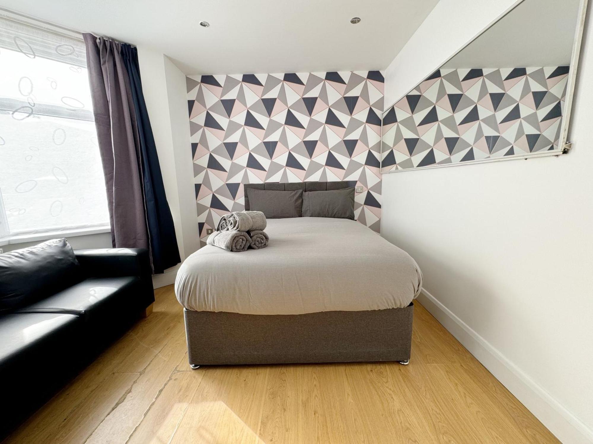 Accommodatie bij particulieren Budget Double In Acton, Near & Heathrow *
