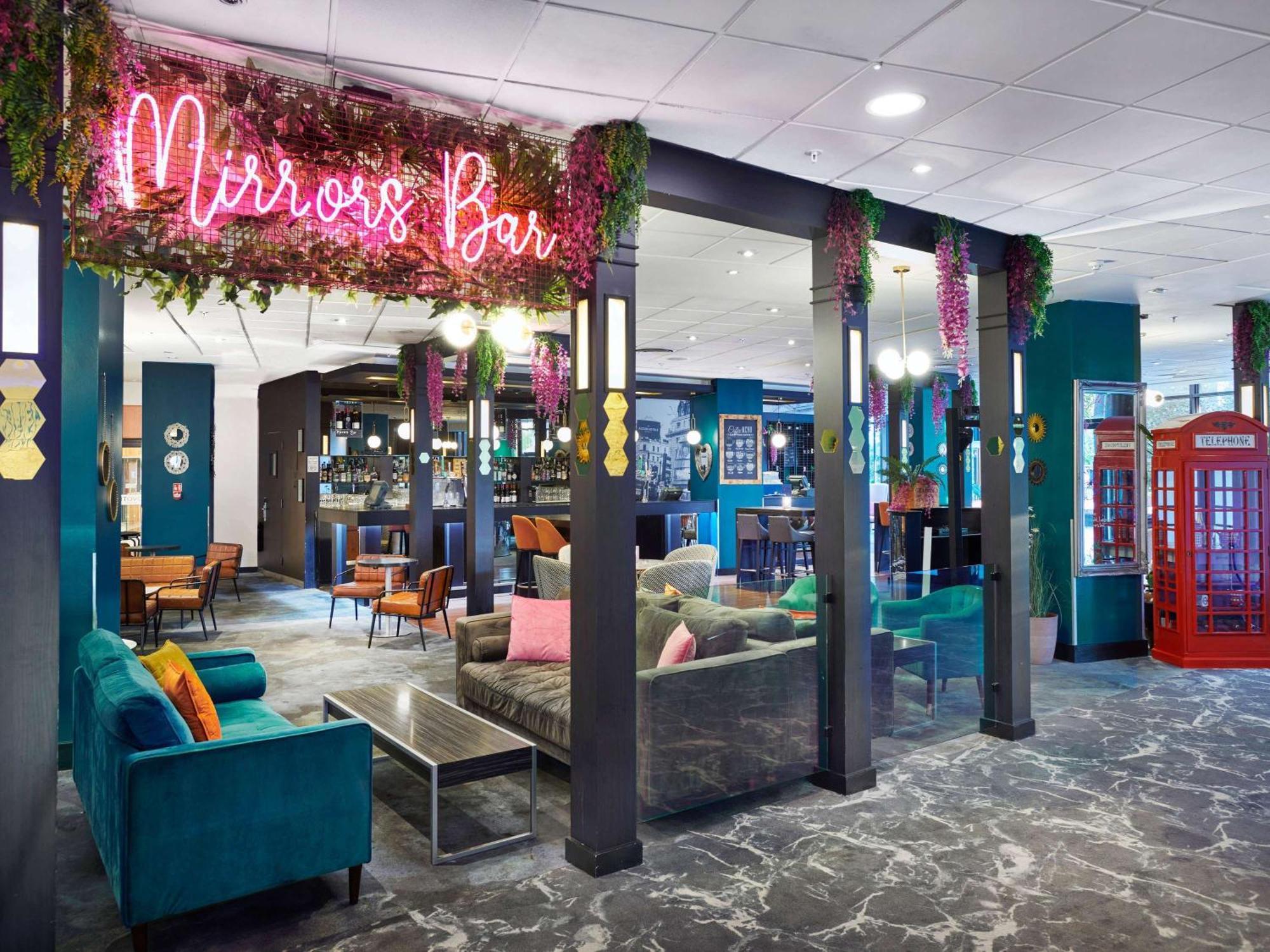 Hotel Novotel West