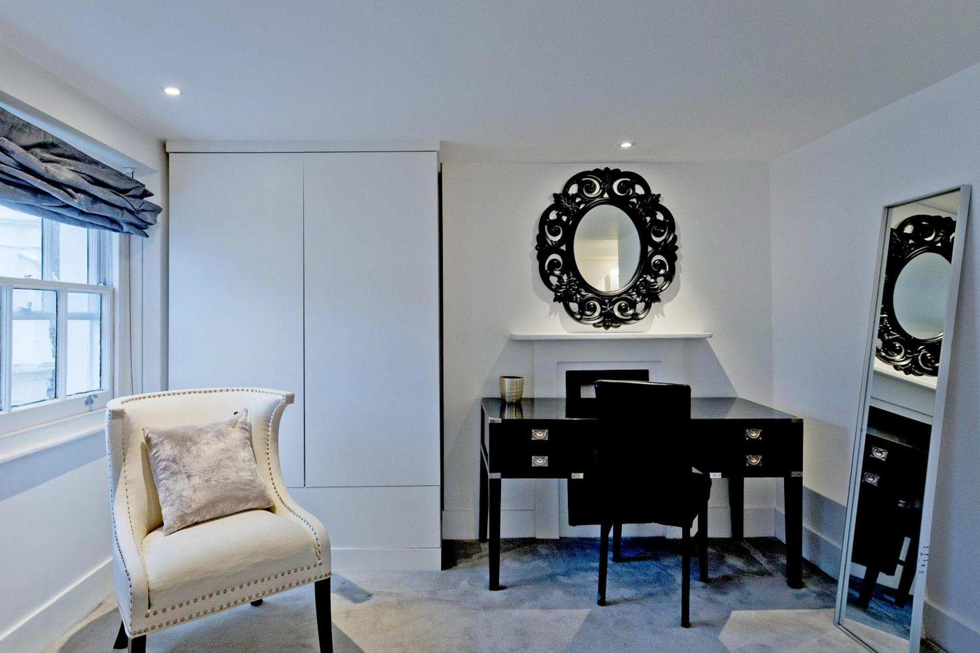 Imperial Victoria Square Apartment
