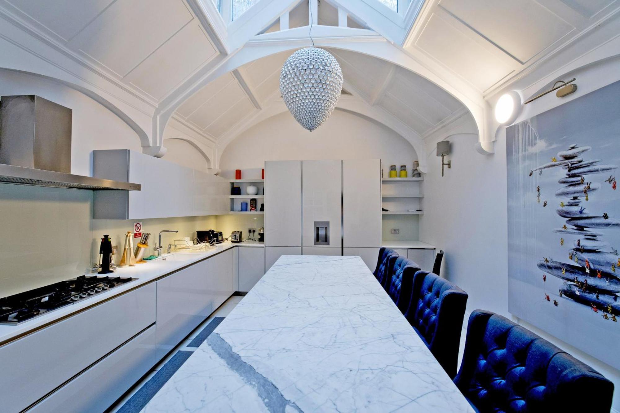 Imperial Victoria Square Apartment London