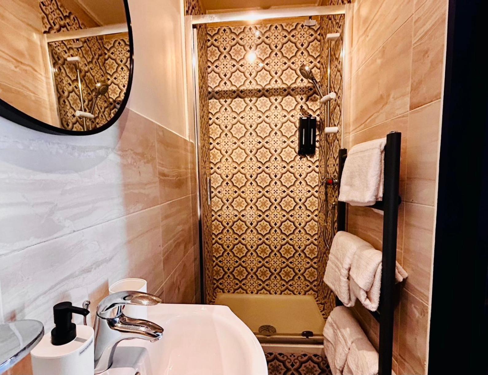 Rest Boutique Acton Aparthotel London