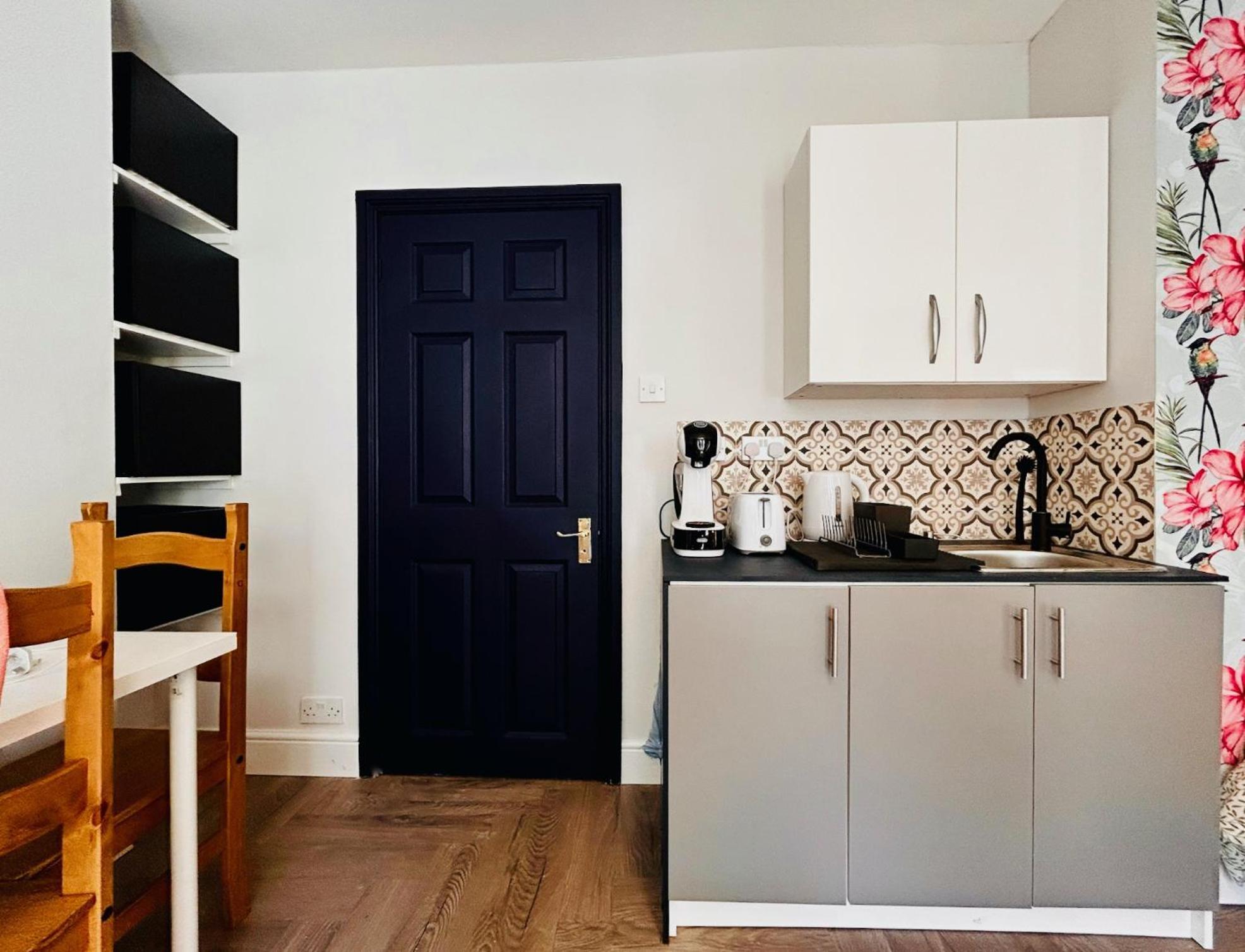 Aparthotel Rest Boutique Acton London