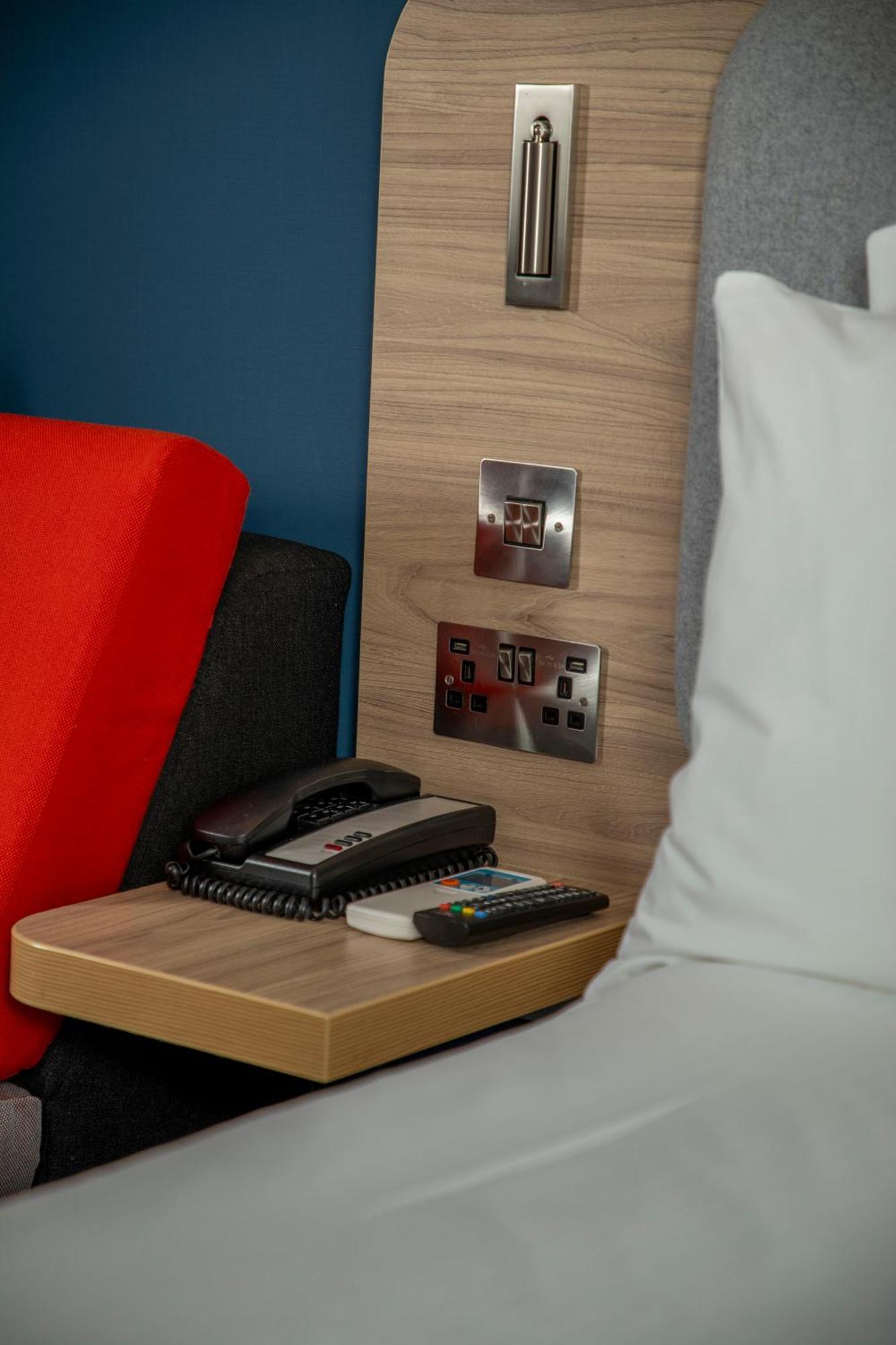 Hotel Express Royal Docks By Ihg 3*