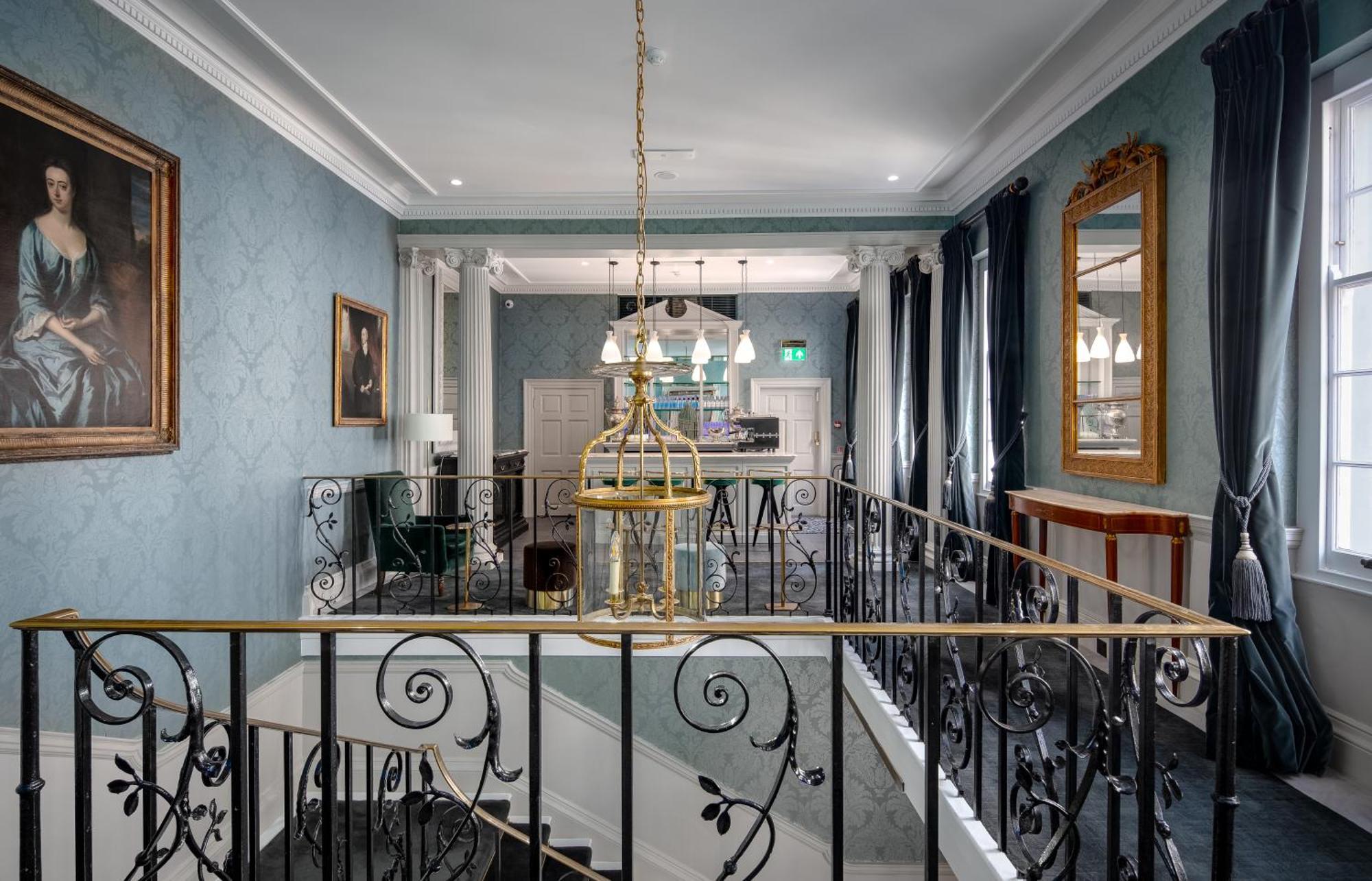 No. 30 Knightsbridge 4* London