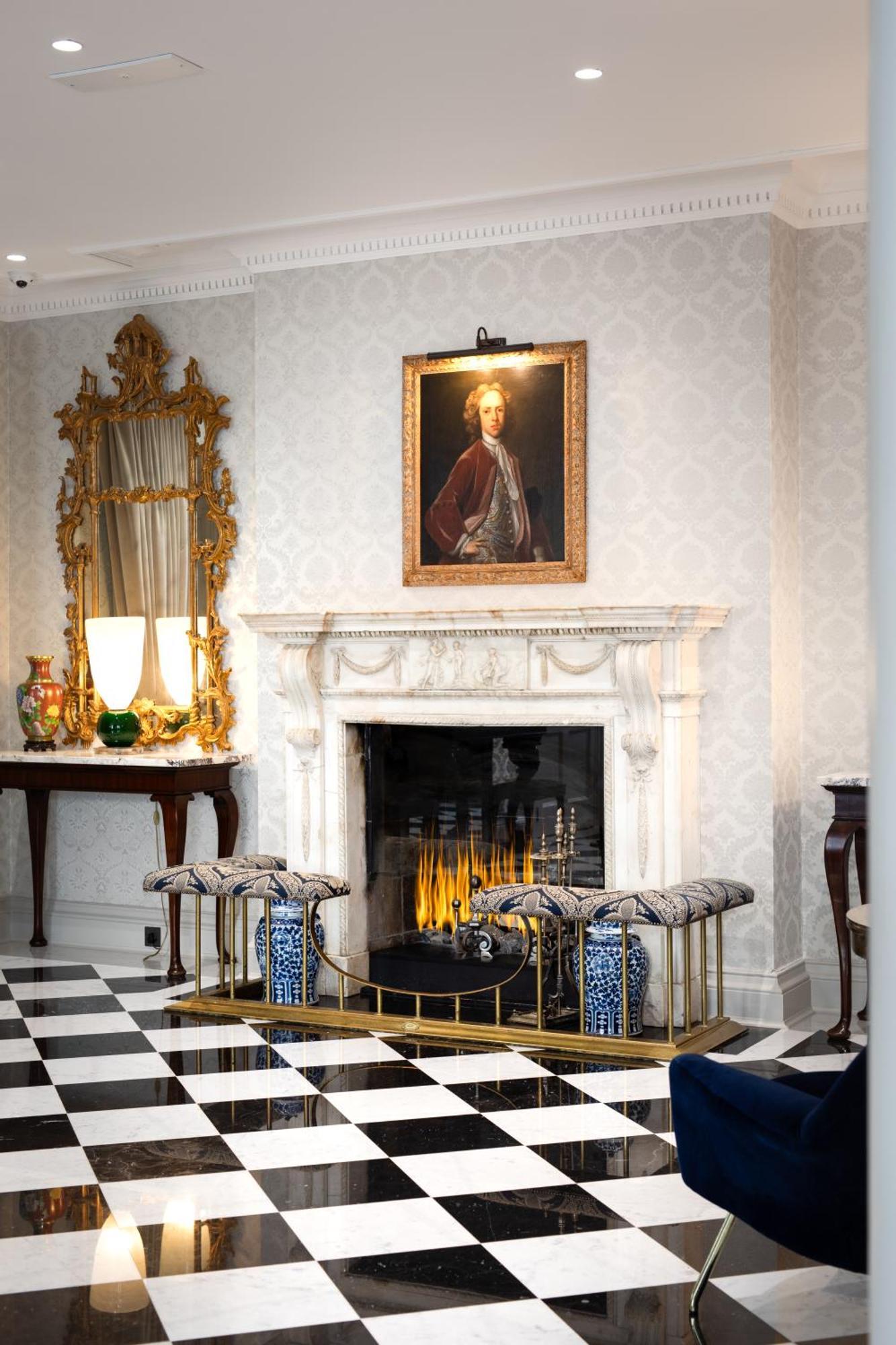 No. 30 Knightsbridge Hotel 4*
