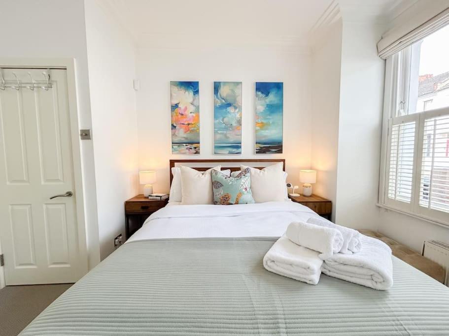 Stylish Hideaway With Oasis Garden Appartement Londen
