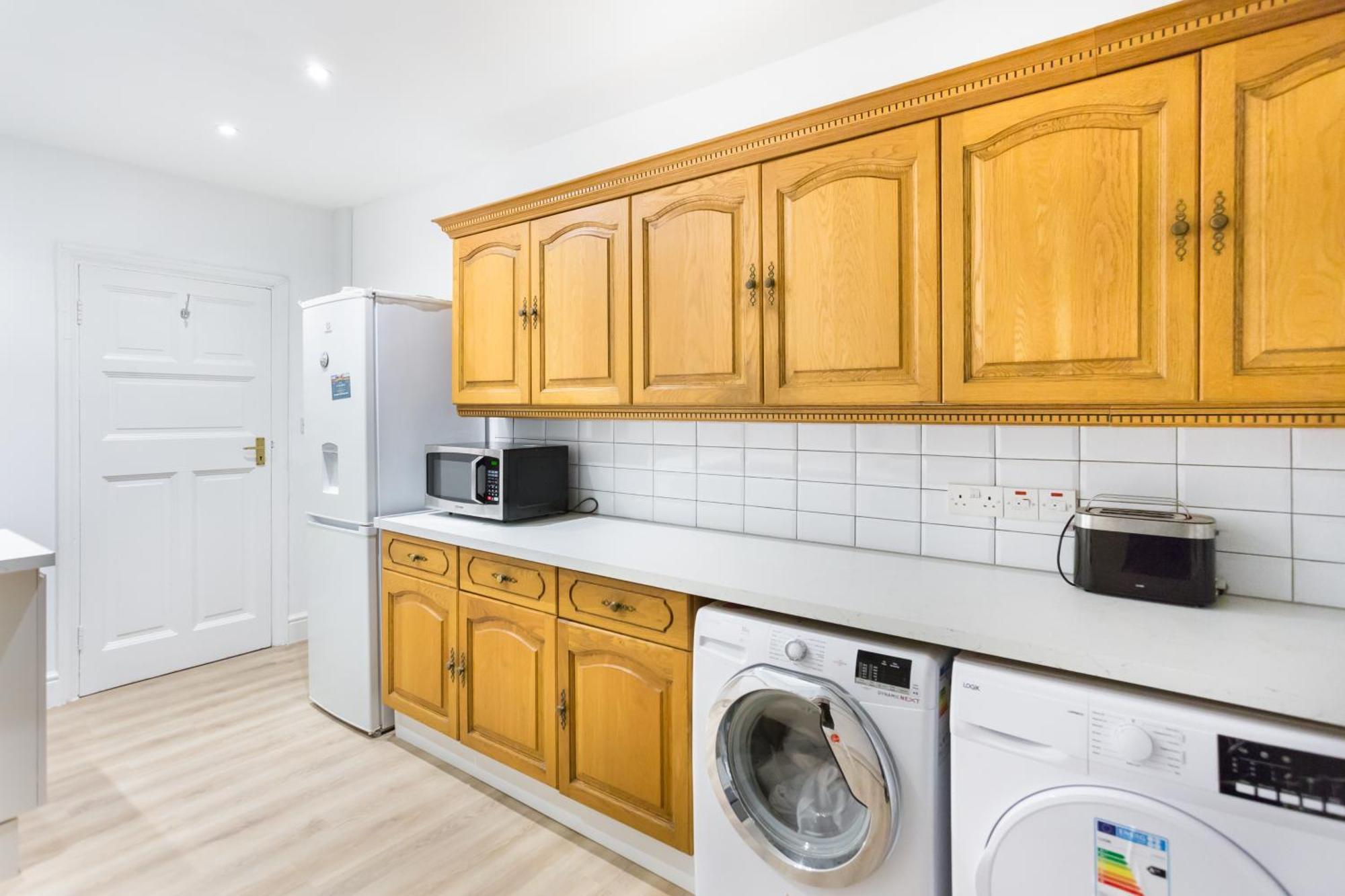 Homestay Kingswood London
