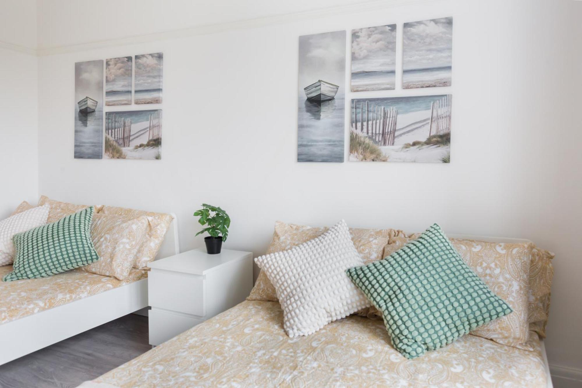 Kingswood Homestay London