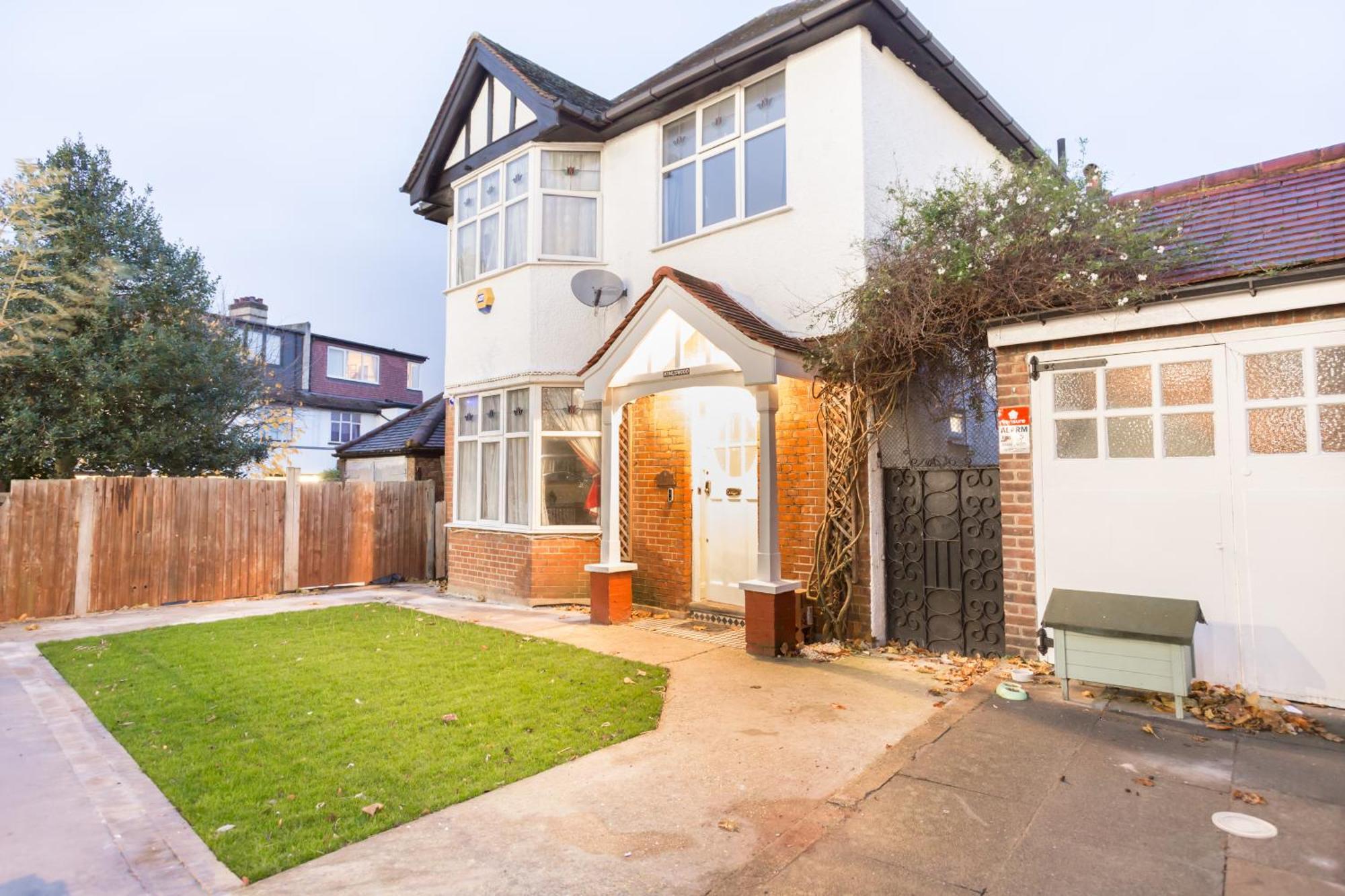 Kingswood * London