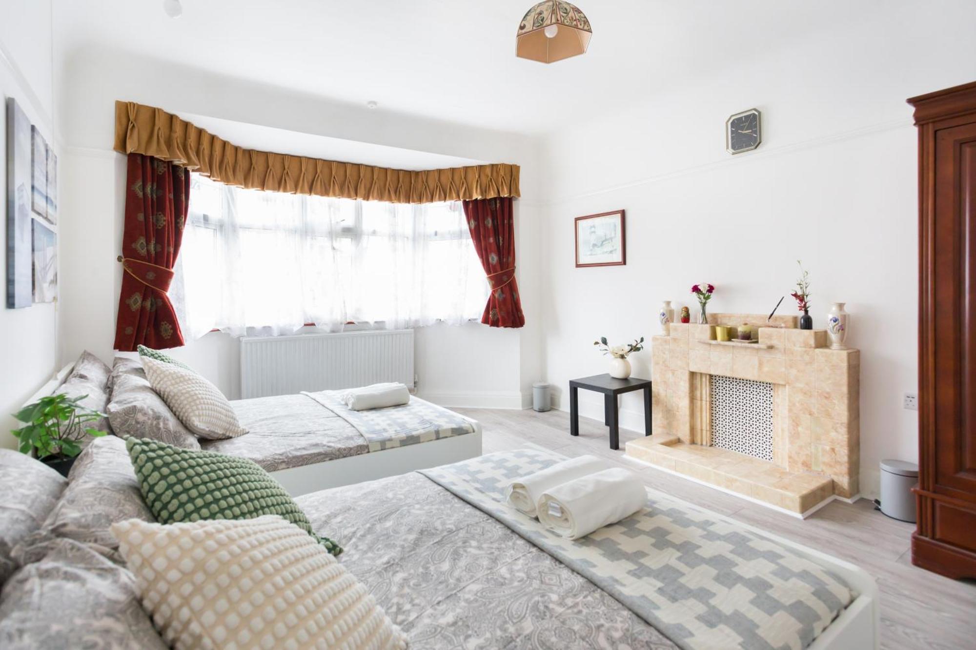 Kingswood Homestay London