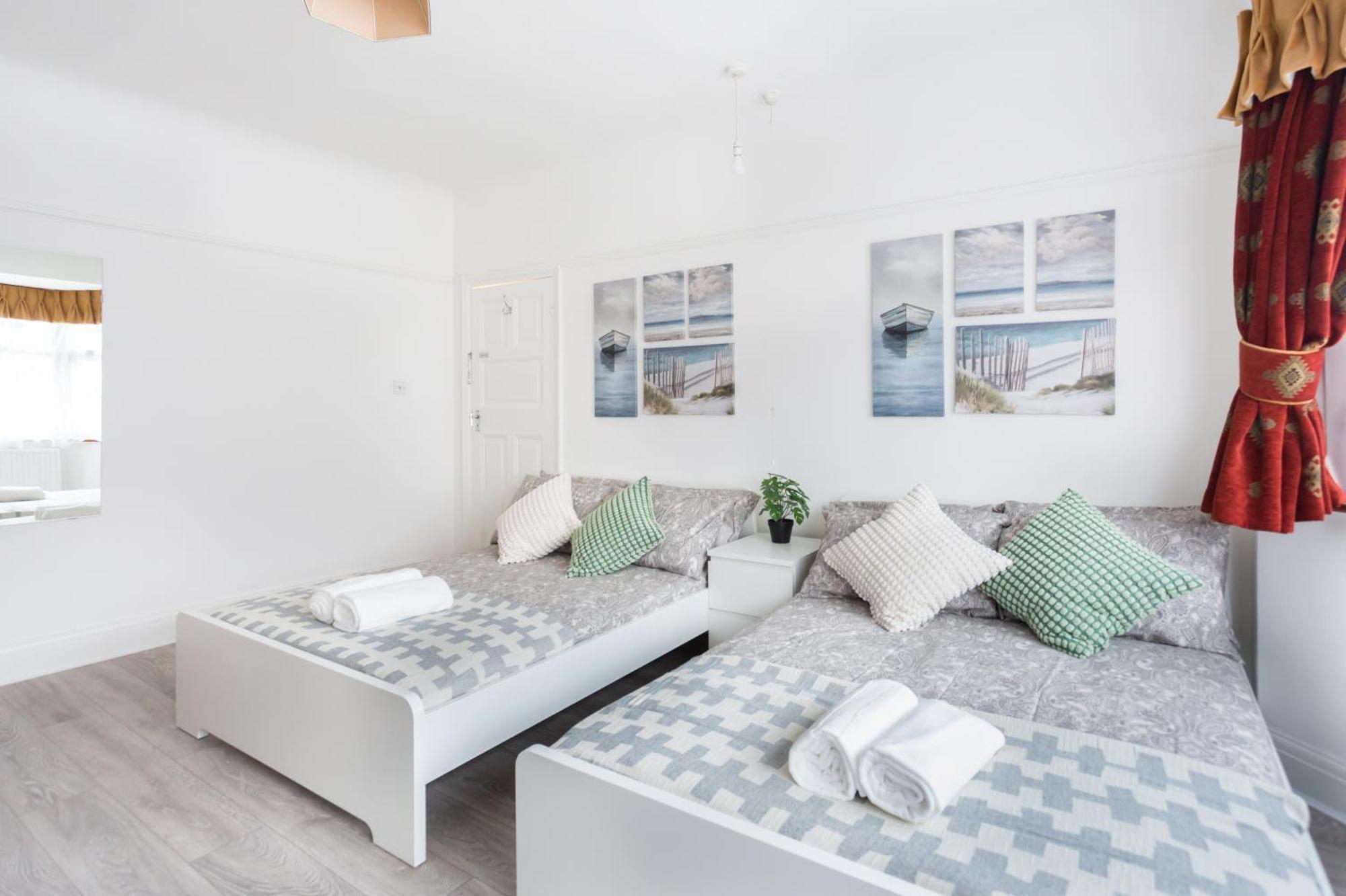 Homestay Kingswood London