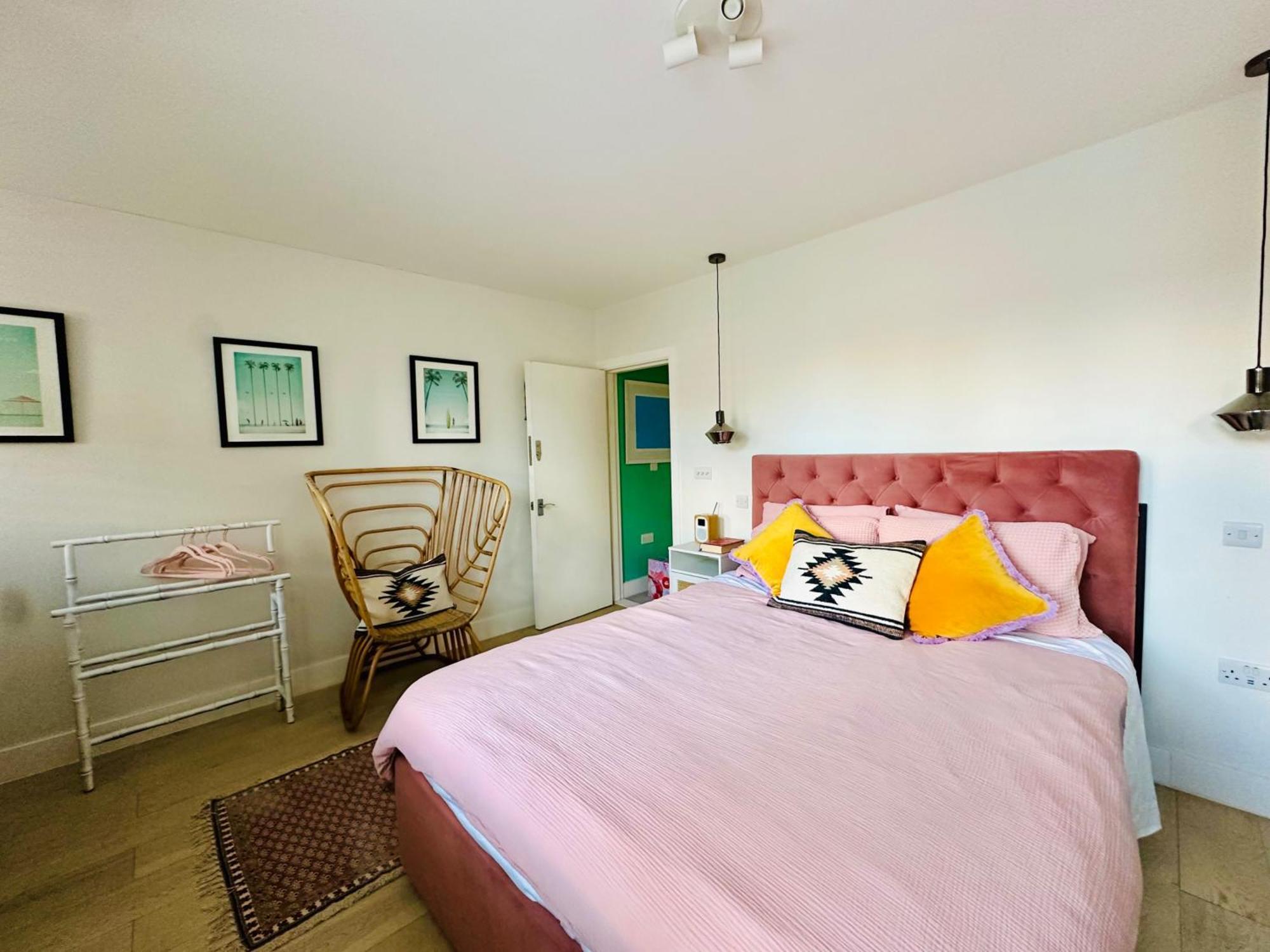 Townhouse By Notting Hill - Sleeps5 Petsok Tv Wifi Holiday home London
