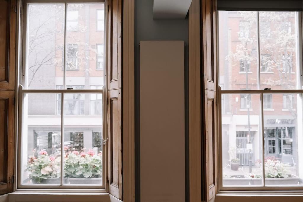 Vico Sapphire Sanctuary Apartment London